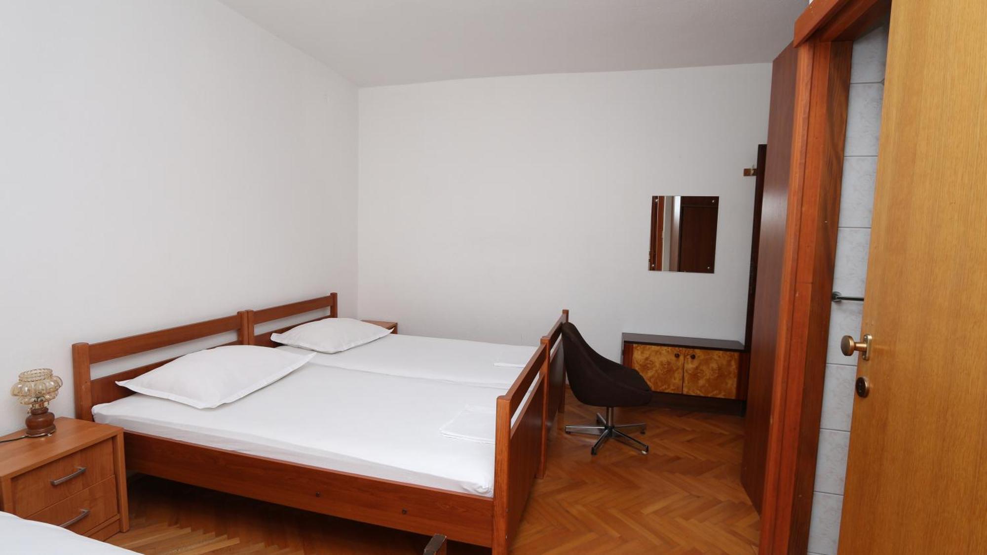 Dinka Guesthouse มาคาร์สกา ภายนอก รูปภาพ
